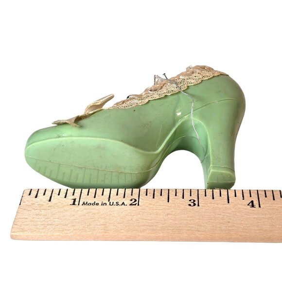 VTG High Heel Shoe Pincushion Green Plastic Lace Bow Sewing Collectible 50s 60s - Picture 7 of 8